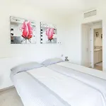 Bahia - Adjona 2,3 Penthouse Sea View & Jacuzzi 2b 펜션 *